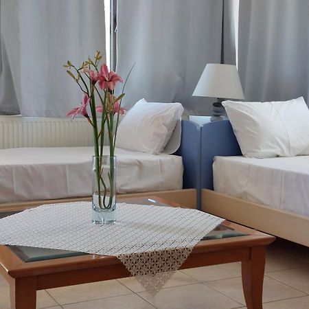 Dora'S House Comfortable Apartment With A Yard And View Pyrgadikia Exterior foto