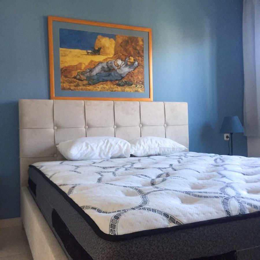 Dora'S House Comfortable Apartment With A Yard And View Pyrgadikia Exterior foto